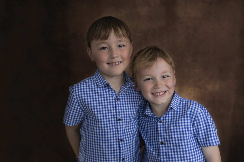 Siblings photoshoot - Family photographer in Rugby Emma Lowe Photography