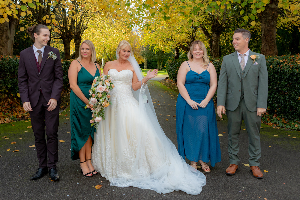 Tim & Elaine Bourton Hall Group Photos Emma Lowe Photography
