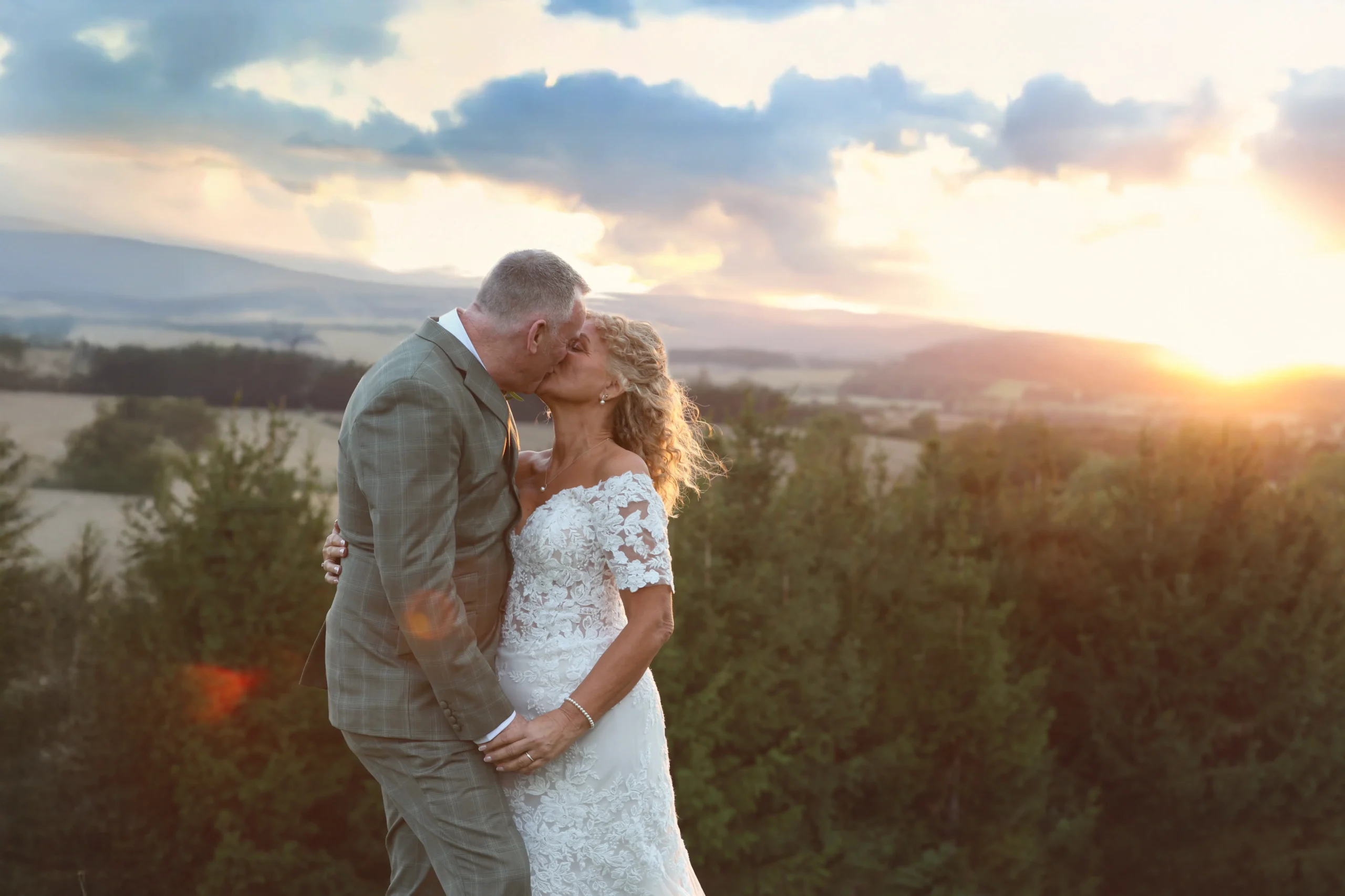 Joe&Alison Skylark Wedding Venue Sept 2025-0292-02