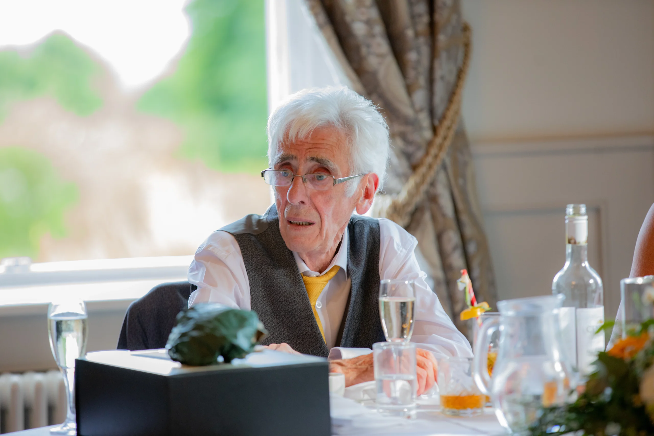 C&P-6289 Emma Lowe Photography at Bourton Hall wedding breakfast