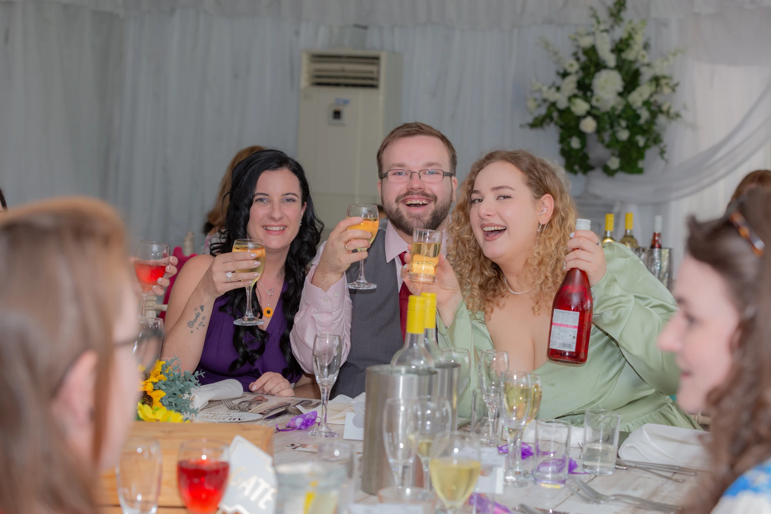 E&O-1686 Guests at Ashton Lodge