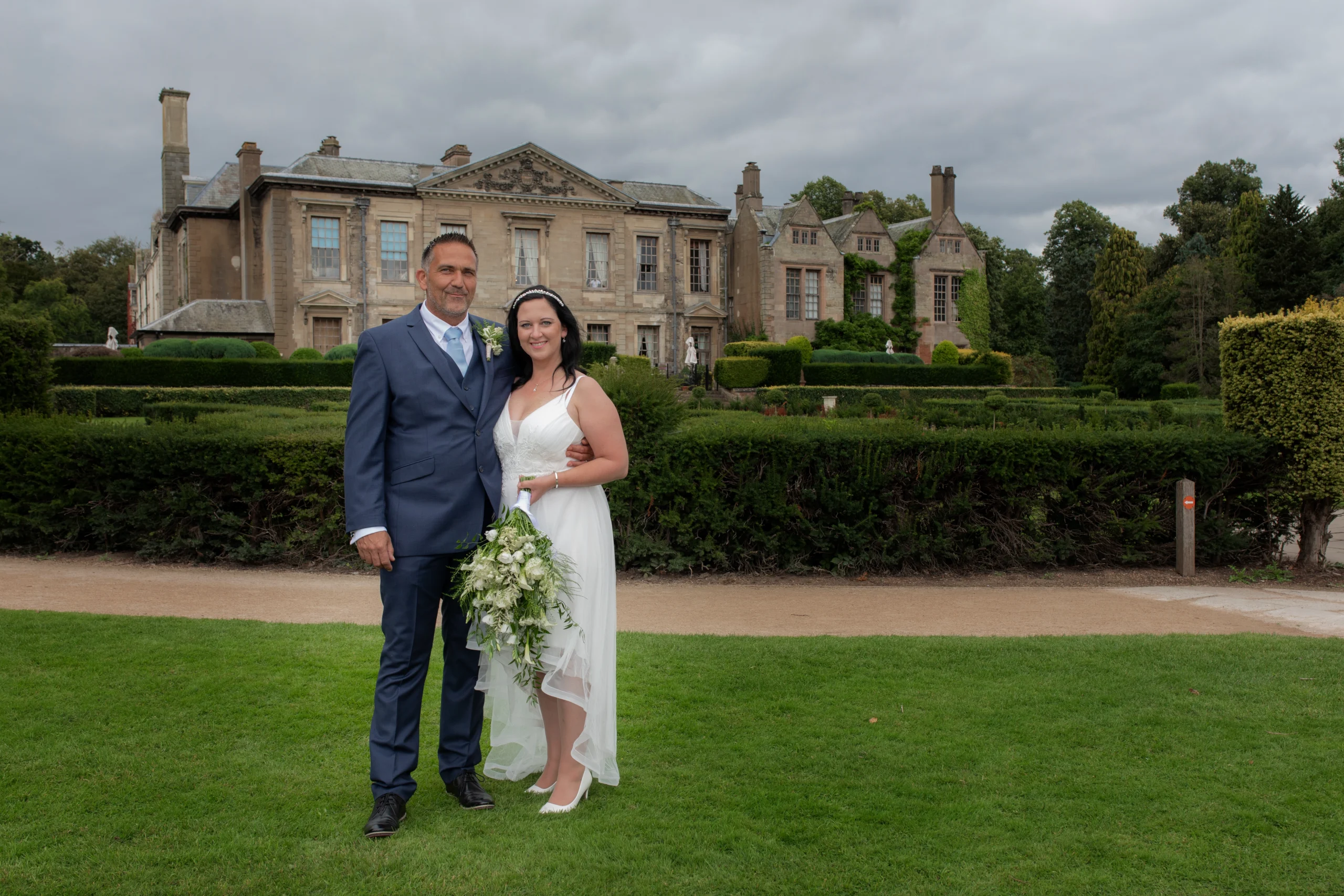 KD--1219 Coombe Abbey Emma Lowe Photography bride & groom