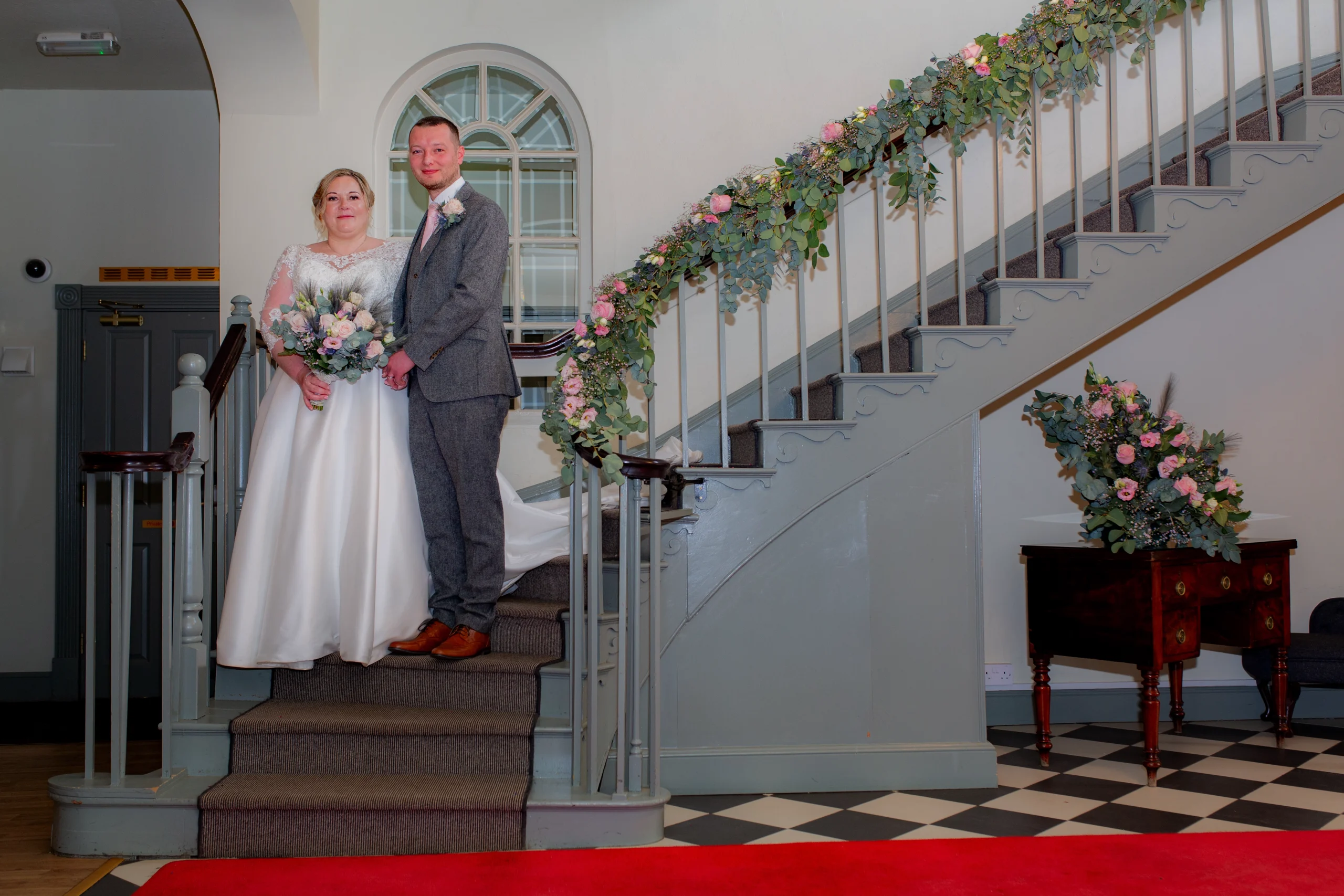 NC-1245-2 Confetti at Warwick house Emma Lowe Photography stairs