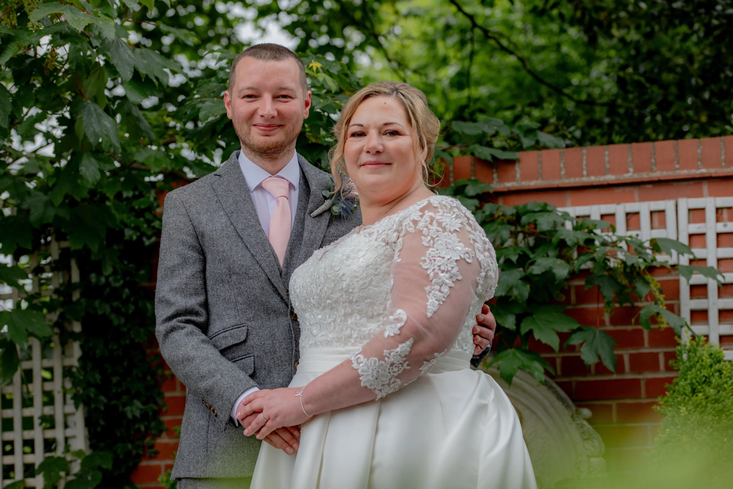 NC-1374 Confetti at Warwick house Emma Lowe Photography cake
