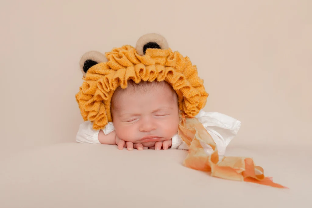 Newborn Photographer Emma Lowe in Rugby Warwickshire 01