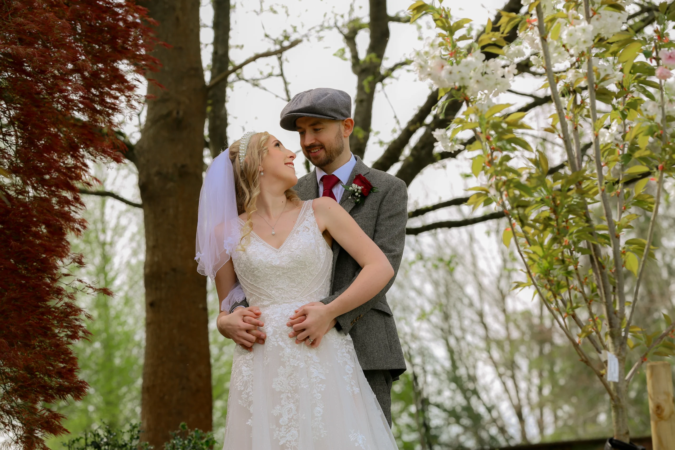 S&E-8959 Emma Lowe Photography at Bourton Hall in the gardens