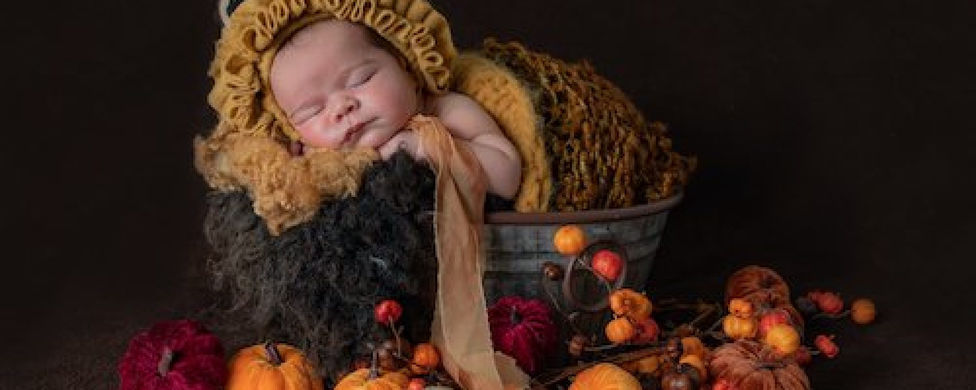 Autumn Colours Newborn Photographer Emma Lowe Photography L-0572